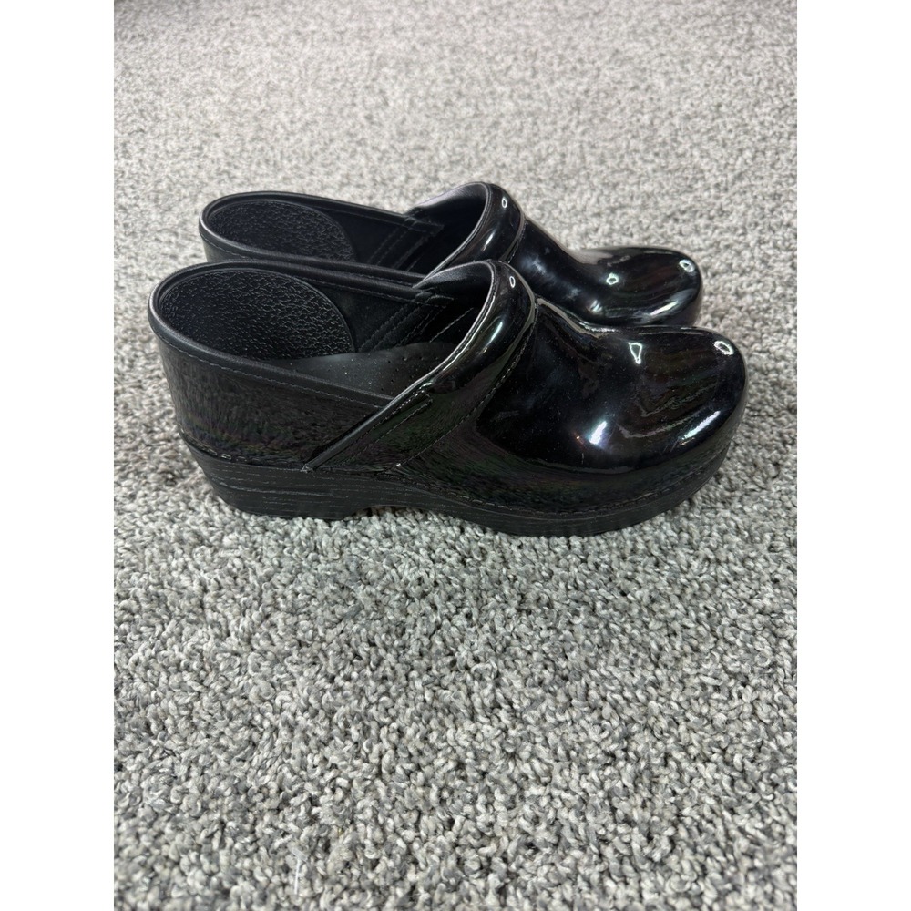 Dansko Professional Leather Clogs Women's Size 40 U.S. Size 9 Black